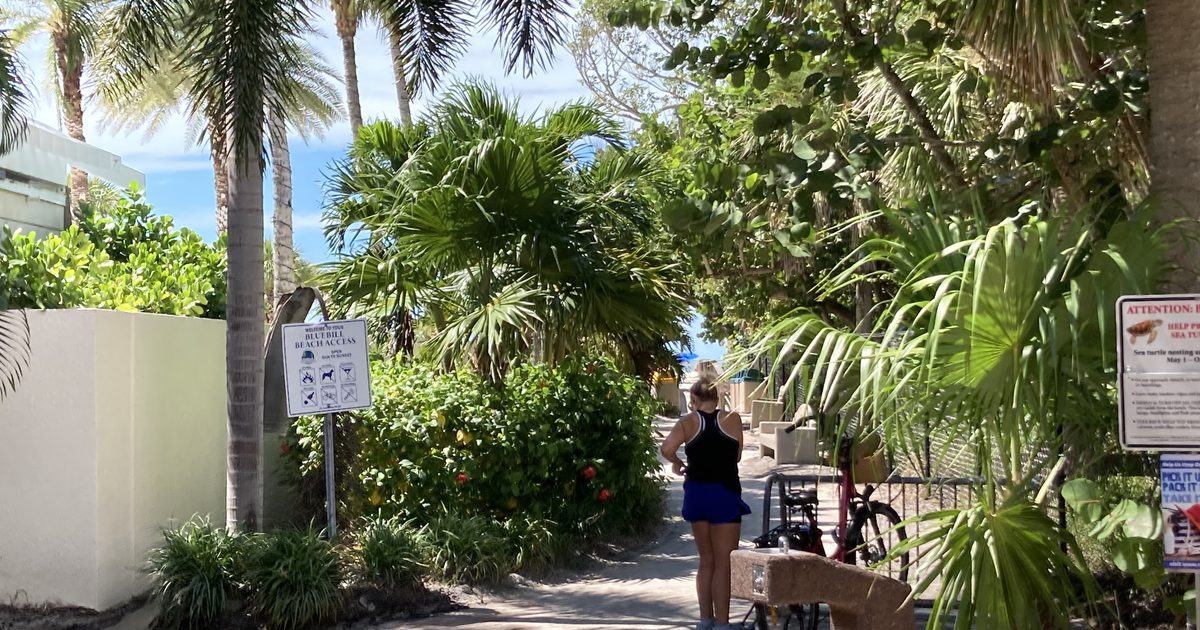 Bluebill Beach Access in Naples FL