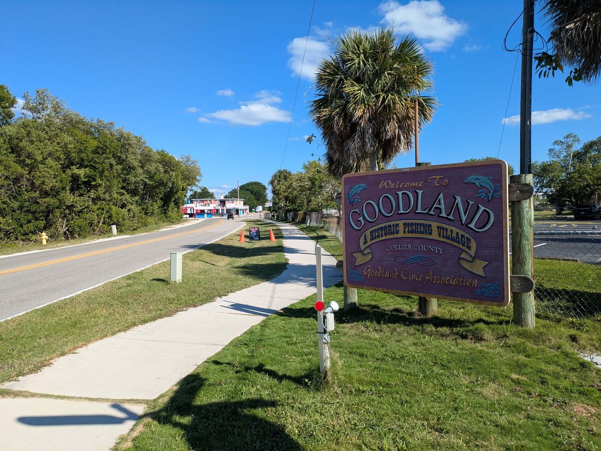 Goodlan florida community entrance sign