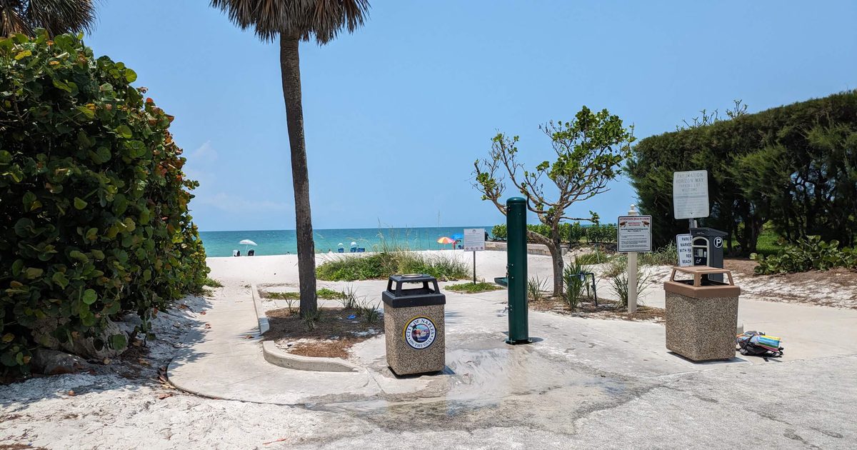 Horizon Way Beach Access in Naples FL